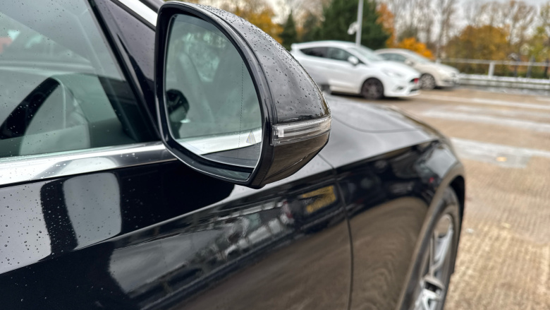 Mercedes-Benz E-Class E200 AMG Line 4dr 9G-Tronic Petrol Saloon